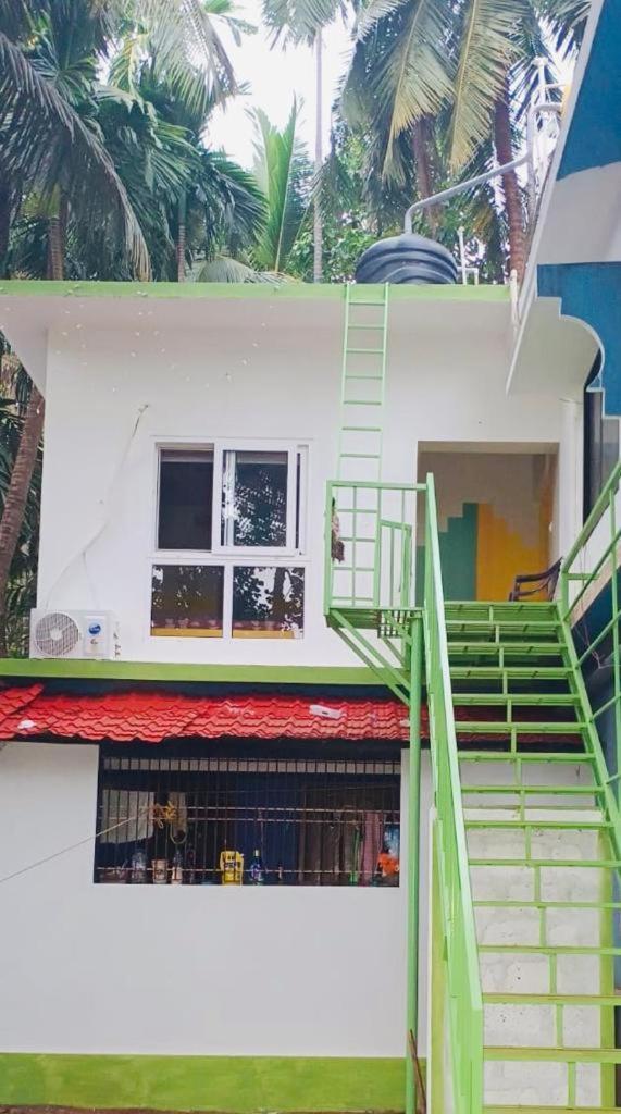 Casa Ardilla, Homestay And Boating In Honnavar Honāvar Exterior photo
